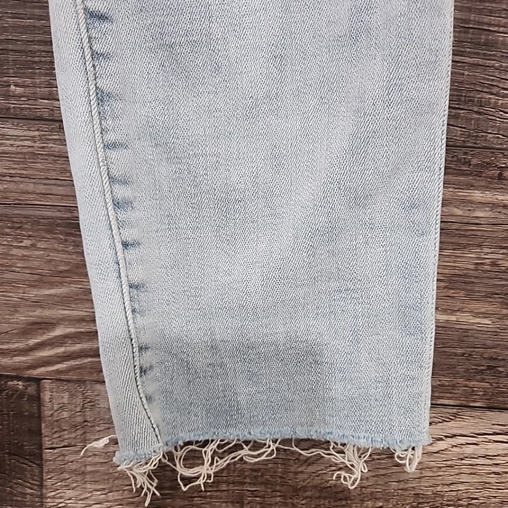 Lucky Brand Women's Faded Blue Skinny Jeans - Picture 7 of 9